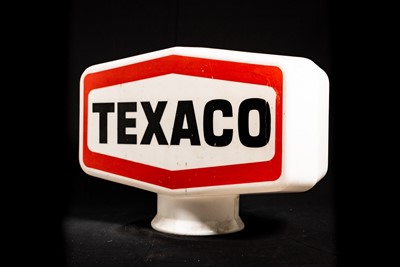 Lot 32 - Texaco Plastic Petrol Pump Globe