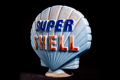 Lot 62 - Super Shell Glass Petrol Pump Globe