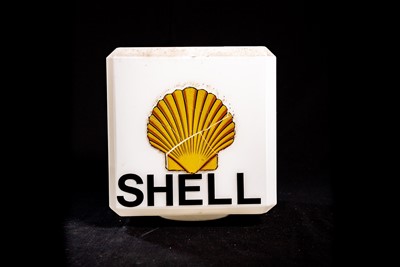 Lot 79 - Shell Glass Petrol Pump Globe