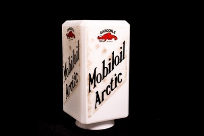 Lot 89 - Gargoyle Mobiloil Arctic Glass Oil Globe