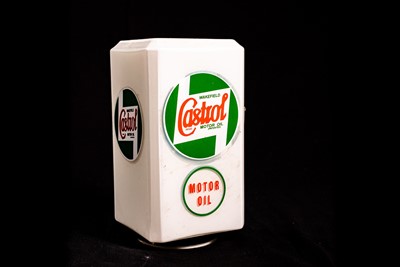Lot 91 - Wakefield Castrol Glass Oil Globe
