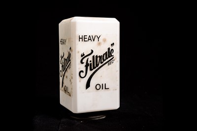 Lot 95 - Filtrate Glass Oil Globe