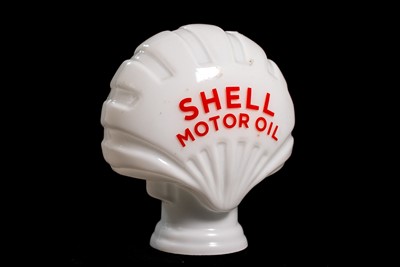 Lot 98 - Shell Motor Oil Glass Oil Globe