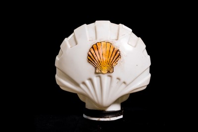 Lot 99 - Shell Motor Oil Glass Oil Globe