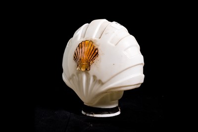 Lot 99 - Shell Motor Oil Glass Oil Globe