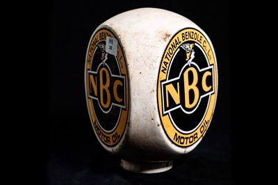 Lot 100 - National Benzole Motor Oil Plastic Oil Globe