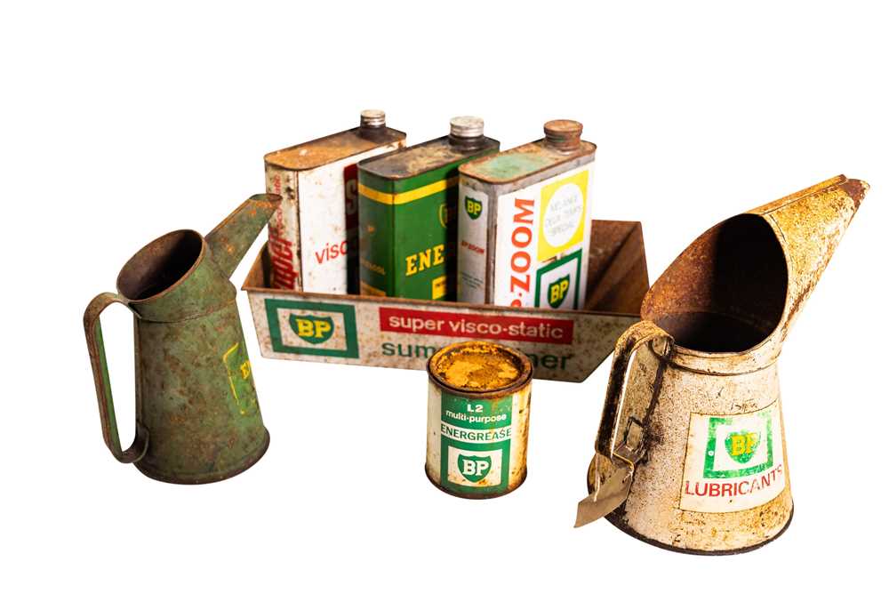 Lot 256 - BP Garage Items