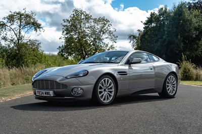 Lot 2001 Aston Martin Vanquish