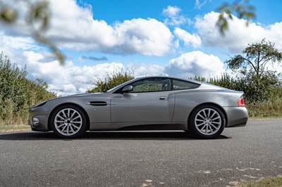 Lot 2001 Aston Martin Vanquish