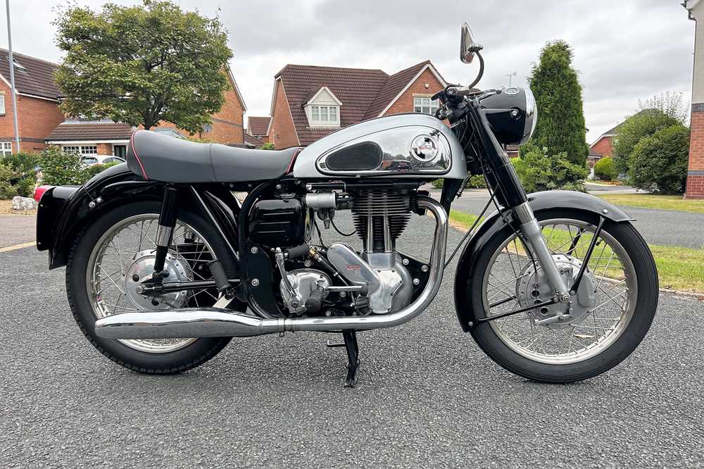 Lot 275 - 1960 Norton ES2