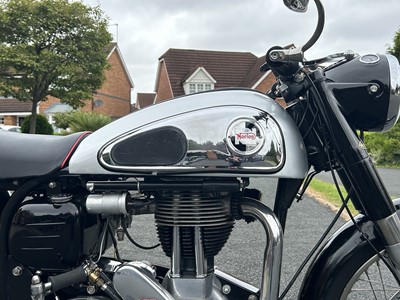 Lot 275 - 1960 Norton ES2