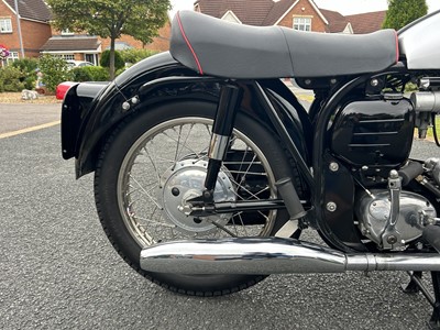 Lot 275 - 1960 Norton ES2