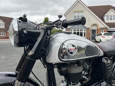 Lot 275 - 1960 Norton ES2