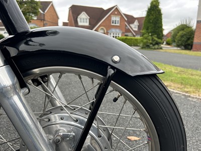 Lot 275 - 1960 Norton ES2