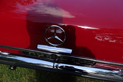 Lot 64 - 1969 Mercedes-Benz 220 Saloon