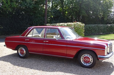 Lot 64 - 1969 Mercedes-Benz 220 Saloon