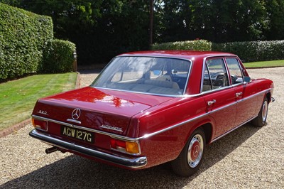 Lot 64 - 1969 Mercedes-Benz 220 Saloon