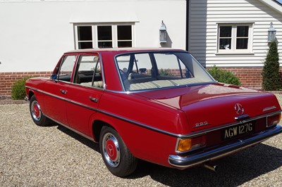 Lot 64 - 1969 Mercedes-Benz 220 Saloon