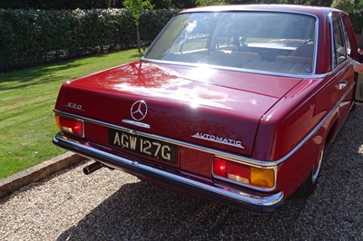 Lot 64 - 1969 Mercedes-Benz 220 Saloon