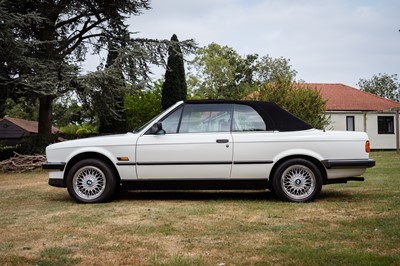 Lot 74 - 1988 BMW 320i Convertible