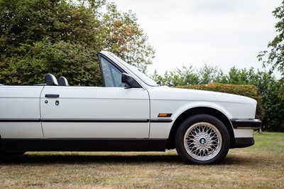 Lot 74 - 1988 BMW 320i Convertible