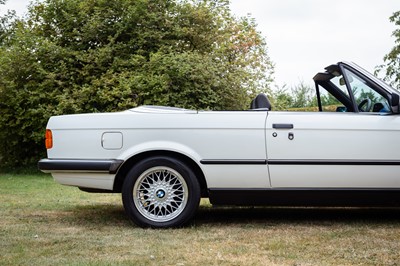 Lot 74 - 1988 BMW 320i Convertible