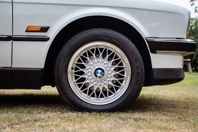 Lot 74 - 1988 BMW 320i Convertible