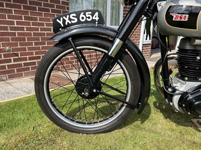 Lot 1946 BSA C11