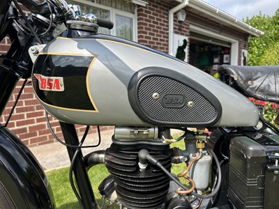 Lot 1946 BSA C11