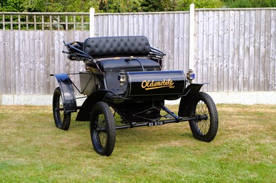 Lot 100 - 1902 Oldsmobile Model R 'Curved Dash' 4½HP Runabout