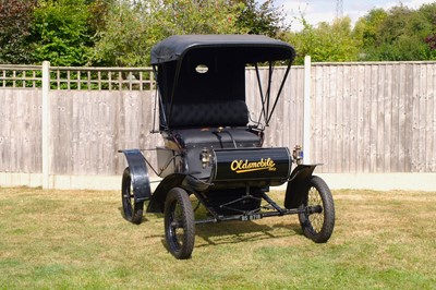 Lot 100 - 1902 Oldsmobile Model R 'Curved Dash' 4½HP Runabout