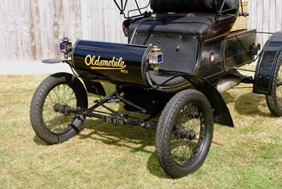 Lot 100 - 1902 Oldsmobile Model R 'Curved Dash' 4½HP Runabout