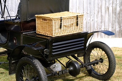 Lot 100 - 1902 Oldsmobile Model R 'Curved Dash' 4½HP Runabout