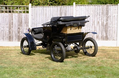 Lot 100 - 1902 Oldsmobile Model R 'Curved Dash' 4½HP Runabout