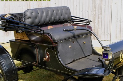 Lot 100 - 1902 Oldsmobile Model R 'Curved Dash' 4½HP Runabout