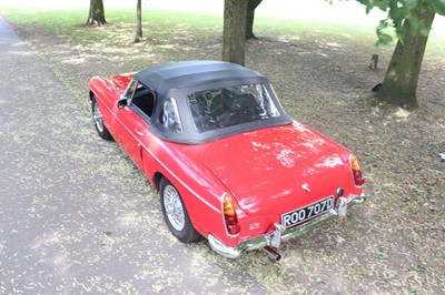 Lot 55 - 1966 MG B Roadster