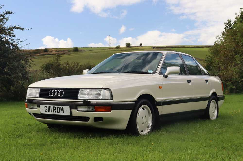 Lot 1990 Audi 90 2.3E SE