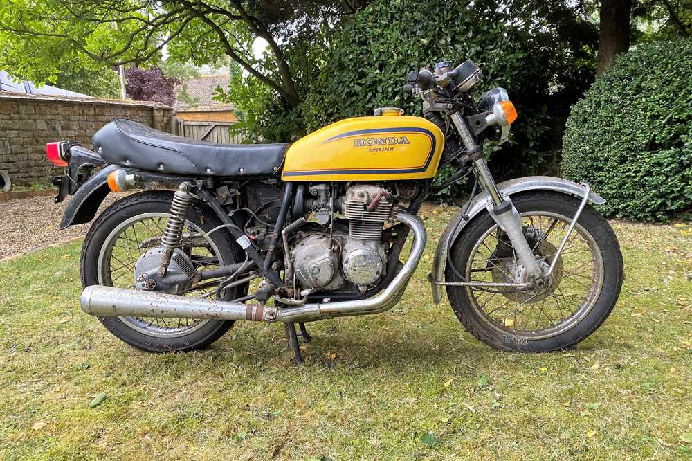 Lot 246 - c.1976 Honda 400/4F