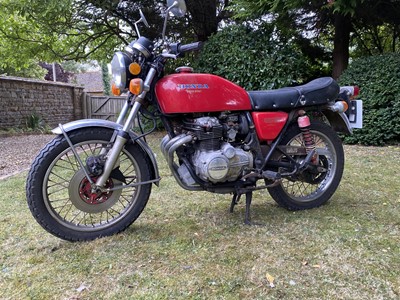 Lot 242 - 1976 Honda 400/4F