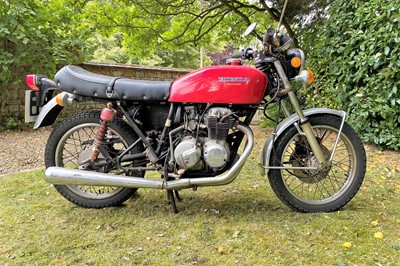 Lot 242 - 1976 Honda 400/4F