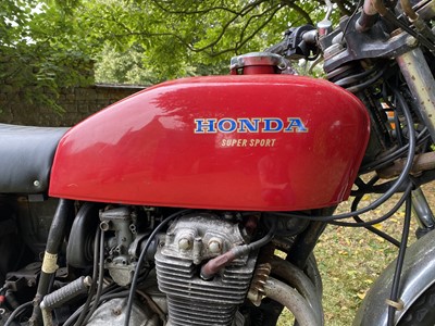 Lot 242 - 1976 Honda 400/4F