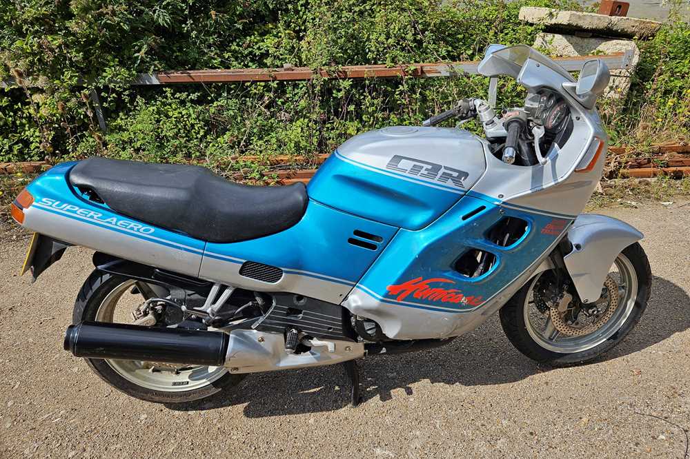 Lot 224 - 1987 Honda CBR750F Hurricane