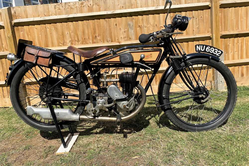 Lot 366 - 1925 James Model 11A