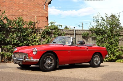 Lot 1971 MG B Roadster