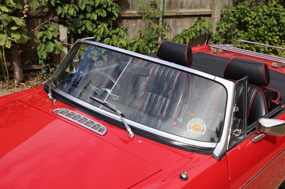 Lot 1971 MG B Roadster