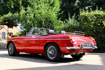 Lot 1971 MG B Roadster