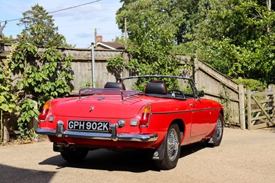 Lot 1971 MG B Roadster