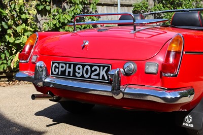 Lot 1971 MG B Roadster