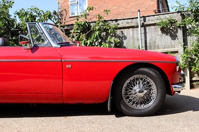 Lot 1971 MG B Roadster