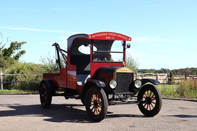 Lot 83 - 1925 Ford Model TT Recovery Truck